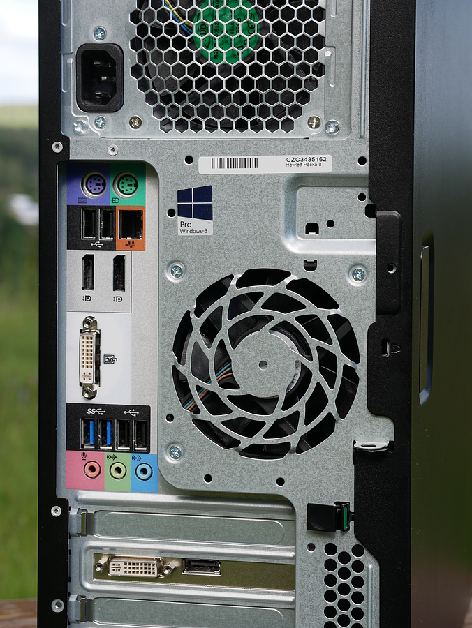 HP Z230