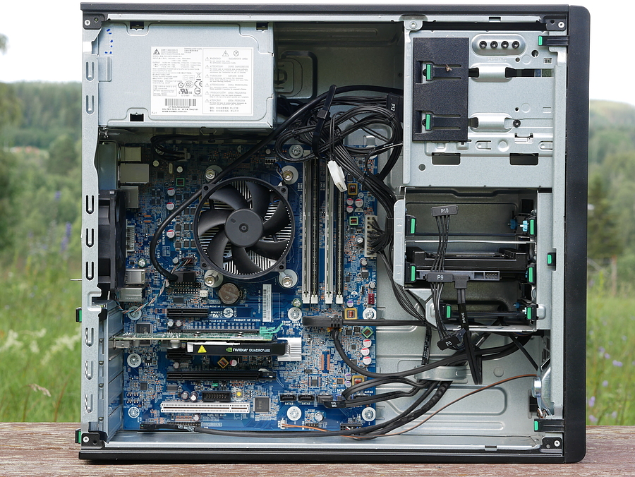 HP Z230